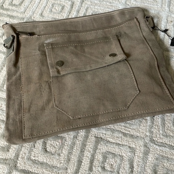 MoSo Ops Double Snap Crossbag - Picture 6 of 13